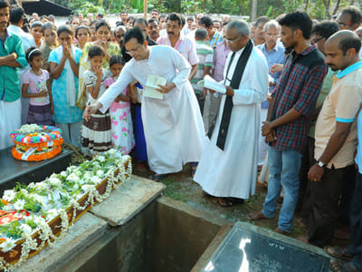 To tomb